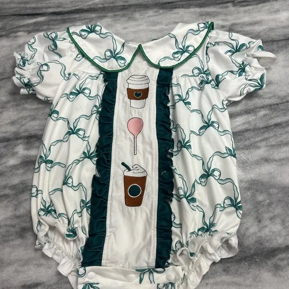 Girl Embroidery Short Sleeve Romper Collar Floral Smocked onesie size 18-24 mo - Picture 2 of 12